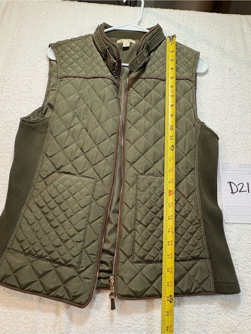 Francesca's Collections Olive Quilted Sleeveless Vest medium